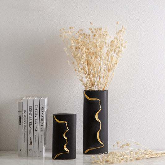 Simple Ceramic Hand-Painted Gold Line Vase