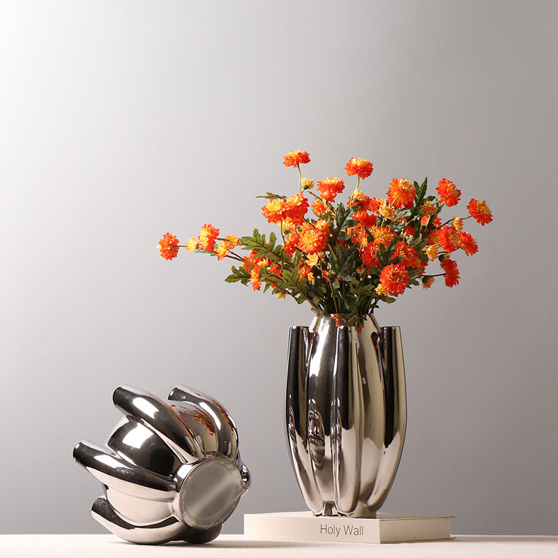 European-style Electroplated Ceramic Vase With Silver Flower