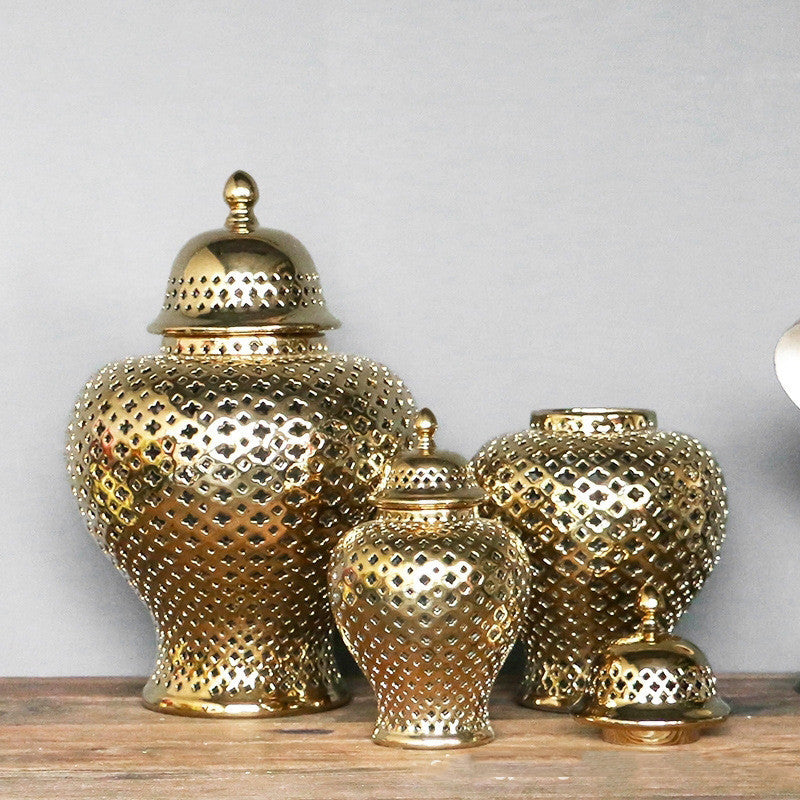 Gold-plated Silver-white Hollowed Out General Jar Decoration